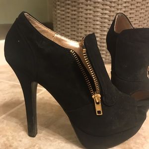Black heels